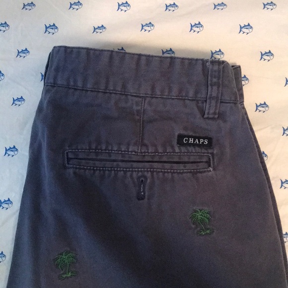 Chaps navy shorts w/ green palm trees - Picture 4 of 5
